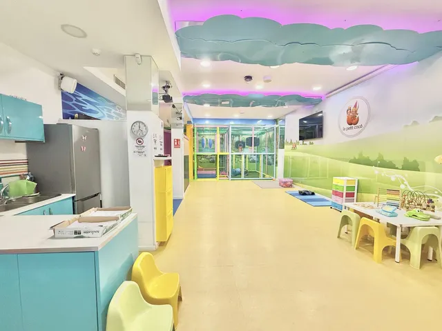 Local comercial 119m² en venta - Centro — 7