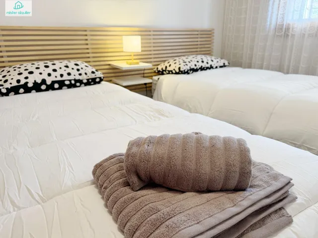 Apartamento 3 habitaciones 104m² en alquiler - Pueblo - foto 2