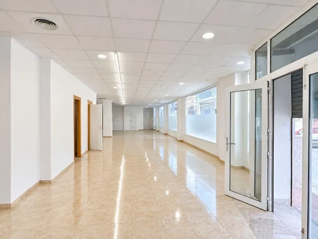 Negocio 496m² en venta - Playa del Cura - foto 3