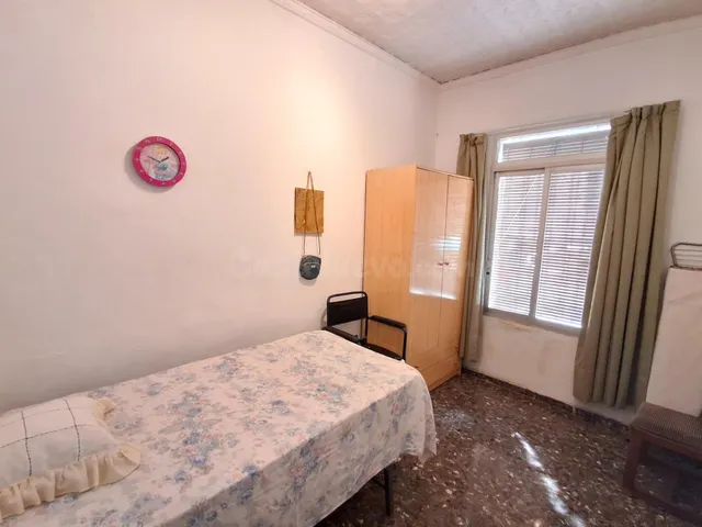 CASA CON GRANDES POSIBILIDADES EN ALZIRA – ZONA CAMILO DOLZ - foto 5