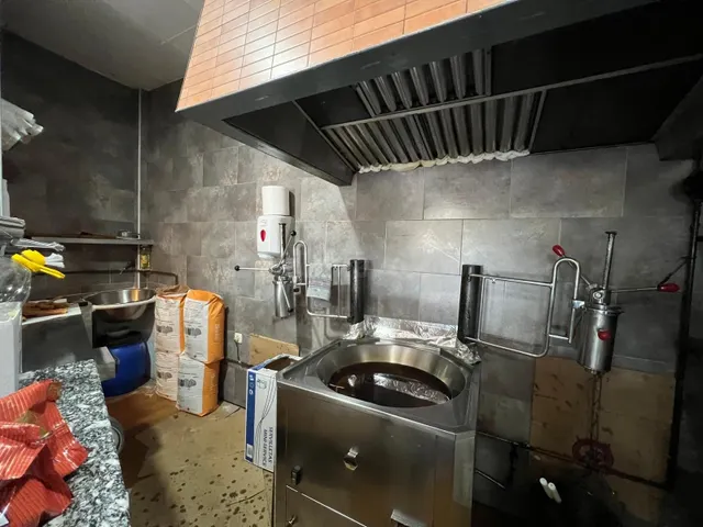 ¡OPORTUNIDAD UNICA! CHURRERIA EN FUCIONAMIENTO CON MAS DE 35 - foto 3