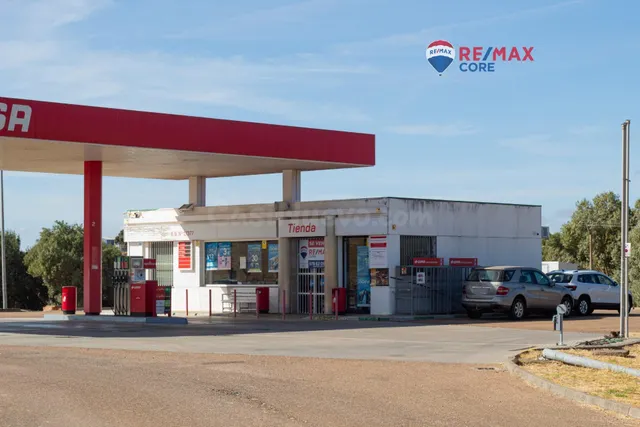 Oportunidad de inversión: Gasolinera en venta (Tenemos dos m - foto 4