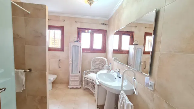 Casa 4 habitaciones 350m² en venta - Avenida de chapí — 13