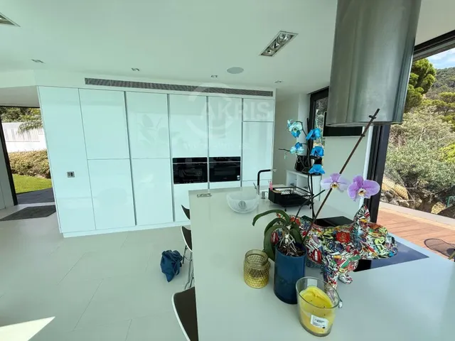 Chalet Independiente en Santa Cristina D'Aro — 46