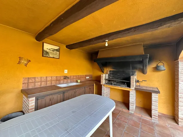 CALONGE: CHALET CON LICENCIA TURÍSTICA, GARAJE, JARDÍN Y PISCINA. ZONA MAS AMBRÓS - VIZC. CABANYES. — 19