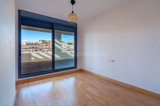 Ático 3 habitaciones 98m² en venta - La Princesa-Huelin — 2