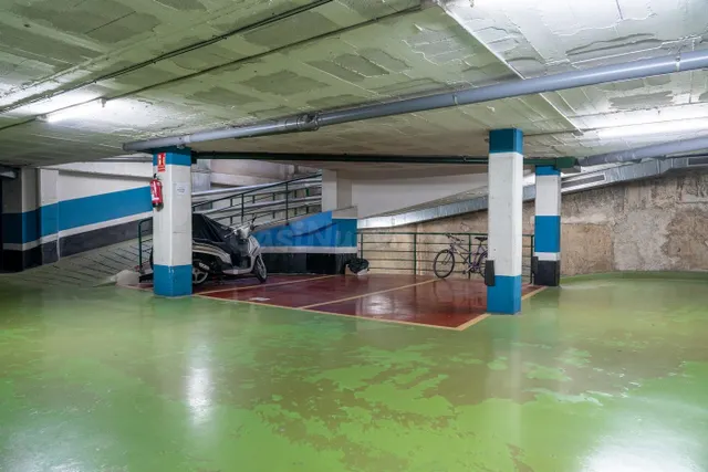 Parking 10m² en alquiler - Barcelona — 3