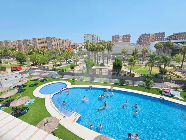 Apartamento céntrico a pocos metros de la Playa! - foto 2