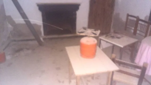 CASERON  DE PUEBLO PARA REFORMAR — 21