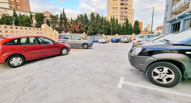 Apartamento en Benidorm en venta con inquilino y rentabilidad desde el primer día — 26
