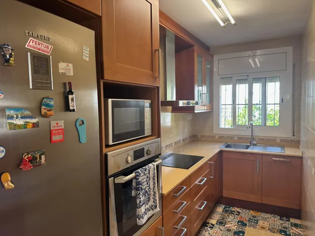 Casa con vistas, amplio espacio exterior y múltiples posibilidades en Mas Milà, Olivella — 14