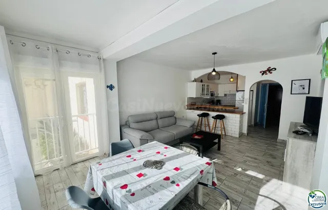 Apartamento reformado a pasos del mar con licencia turística