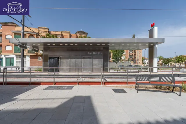Piso en Las Gabias junto al metro — 46