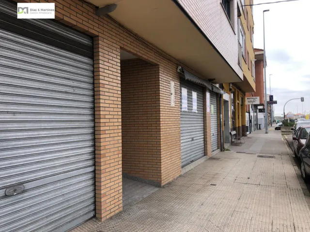 LOCAL DE 215 M2 EN AVENIDA ANTIBIOTICOS — 6