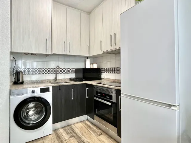 Apartamento 1 habitación 48m² en venta - Estacion de autobuses — 9