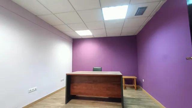Amplio Local Comercial en Elche - Ideal para Centro Estético o Deportivo — 2