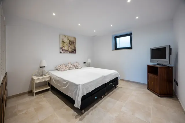 Chalet 4 habitaciones 600m² en venta - Riviera del sol — 46