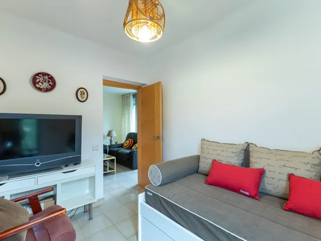 Agencia Inmobiliaria en Barcelona. Piso en venta en Montbau — 21