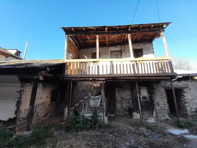 CASA DE PUEBLO PARA REFORMAR CON TERRENO EN VILLADEPALOS - foto 5
