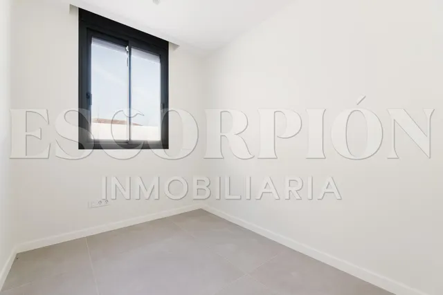 Fantástico chalet nuevo a estrenar en venta en Urbanización La Sima — 16