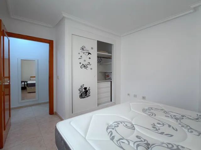 Fantastico atico con amplia terraza y piscina comunitaria, esta semi reformado — 14