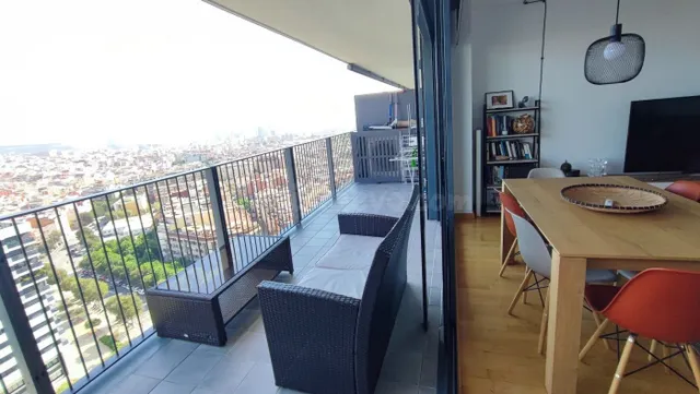 Piso en alquiler con terraza propia y vistas de la ciudad