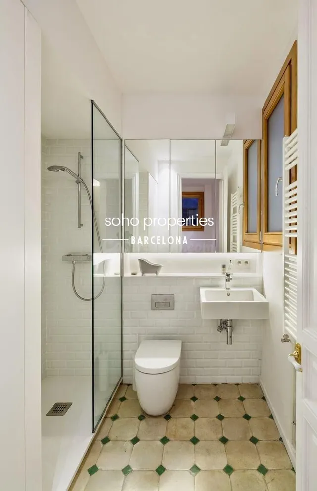 Apartamento en Carrer del Bisbe, Barrio Gótico — 5