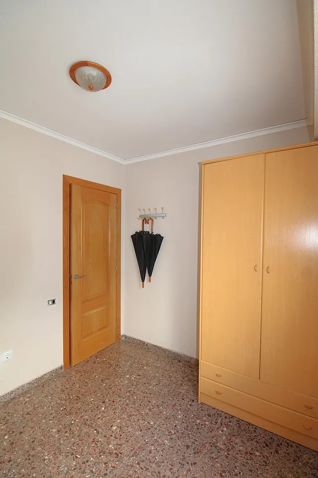 Piso de tres dormitorios con ascensor. — 36