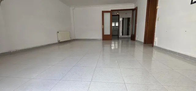 Planta baja luminosa con terraza de 35 m2 en Poble Sec, Sitges — 28