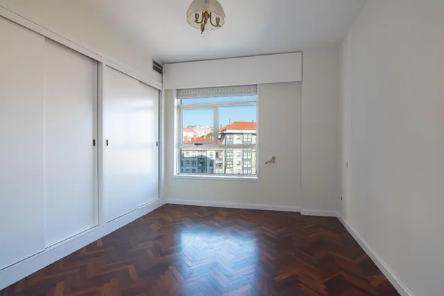 Piso con garaje y trastero en torre en Elviña — 20