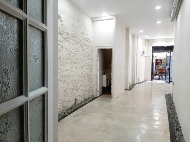 SE ALQUILA MAGNIFICO LOCAL COMERCIAL ZONA PRIME EN TRIANA. - foto 4