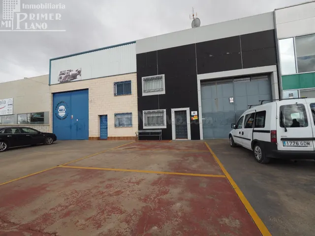 Moderna Oficina en Alquiler - Ctra. Pedro Muñoz, Tomelloso - foto 2