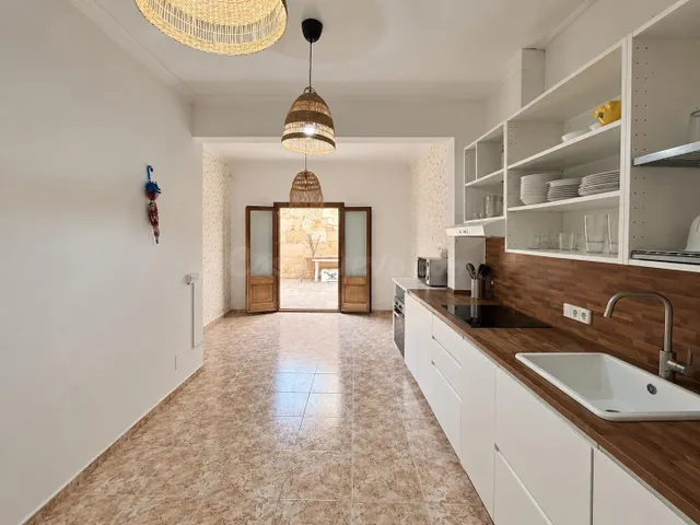 Casa de pueblo en Campos - foto 2
