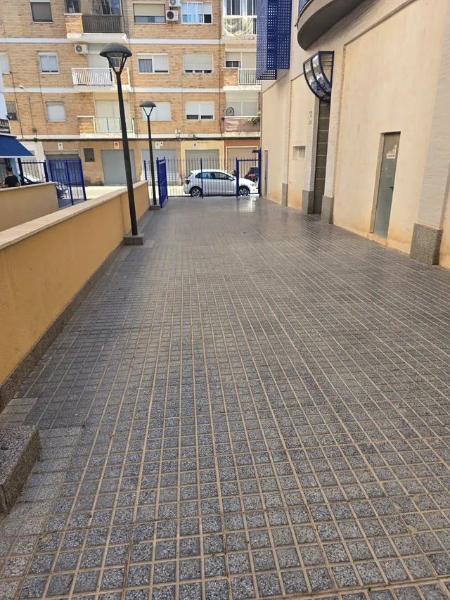 Local comercial en alquiler en José María de la Puerta – Cartagena — 3