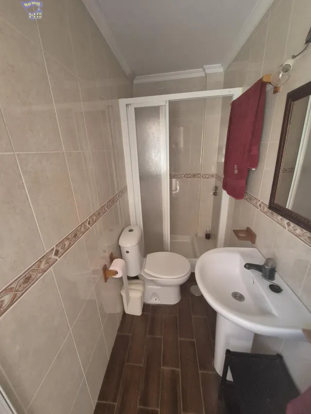 SE VENDE CASA EN ZONA DE LA JUNTA DE LOS RÍOS — 16