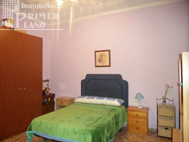 VIVIENDA EN UNA DE LAS PRINCIPALES CALLES DE TOMELLOSO — 16