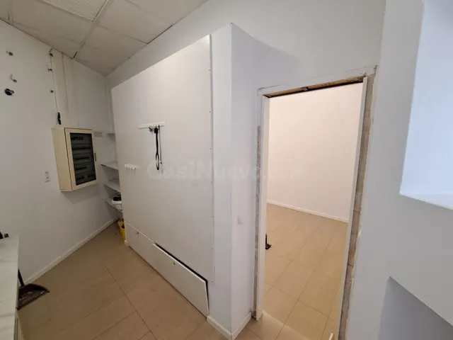 LOCAL COMERCIAL EN ALQUILER EN ZONA AYUNTAMIENTO - foto 3