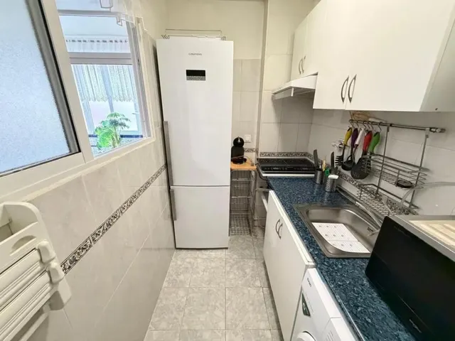 Apartamento 1 habitación 44m² en venta - Estacion de autobuses — 18