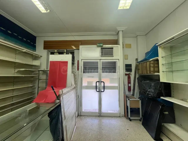 SE VENDE LOCAL EN AVDA/POETA MANUEL BENITEZ CARRASCO - foto 4