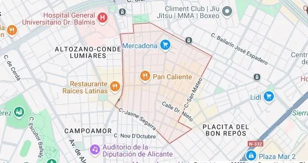 LOCAL COMERCIAL CON POSIBILIDAD DE CAMBIO DE USO — 12