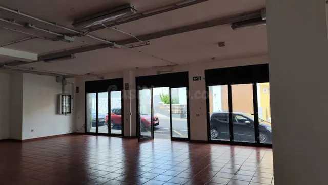 Local comercial en Alquiler en San Cristobal De La Laguna Santa Cruz de Tenerife — 5
