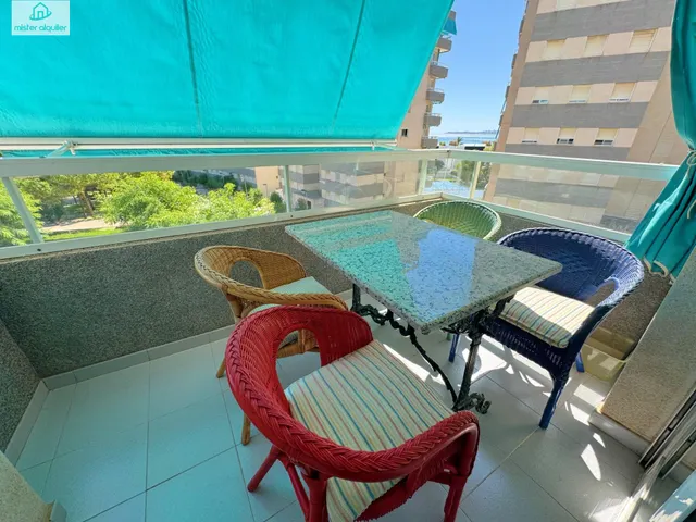 APARTAMENTO SOLEADO CON DOS TERRAZAS Y PISCINA EN PLAYA DE MUCHAVISTA — 6