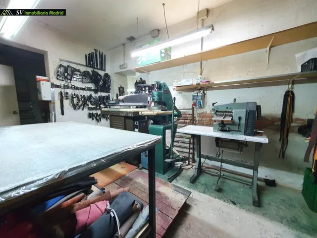 LOCAL COMERCIAL EN MADRID Y NEGOCIO, OPORTUNIDAD PARA INVERTIR. — 18