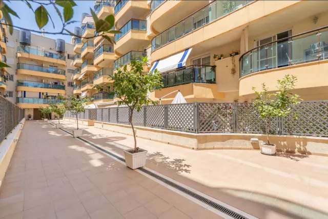 Apartamento 1 habitación 63m² en venta - Costa Del Sol — 11