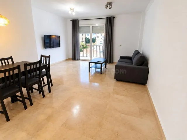 SEPTIEMBRE A JUNIO ALQUILER DE PISO DE 2 habitaciones CON GA