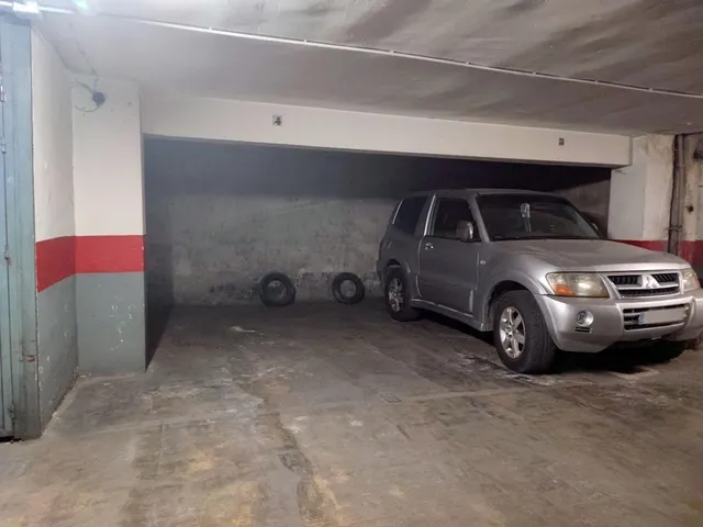 Plaza de garaje en alquiler en Gran Capitán — 9