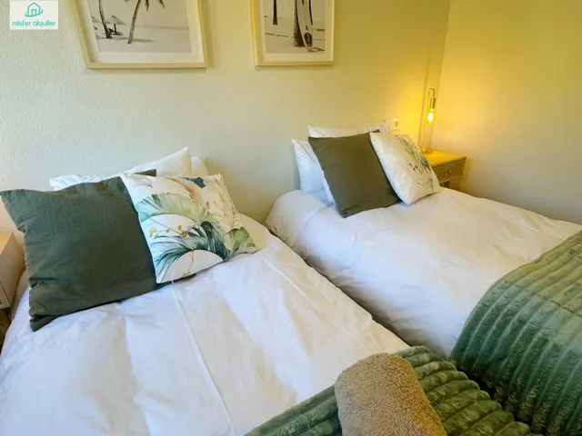 APARTAMENTO MODERNO EN EL CAMPELLO A 100 METROS DEL MAR, CON PISCINA, TERRAZA Y ZONAS COMUNES COMPLETAS — 10