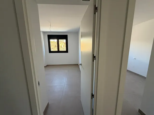 Vivienda moderna en urbanización privada Mijas con vistas al mar — 23
