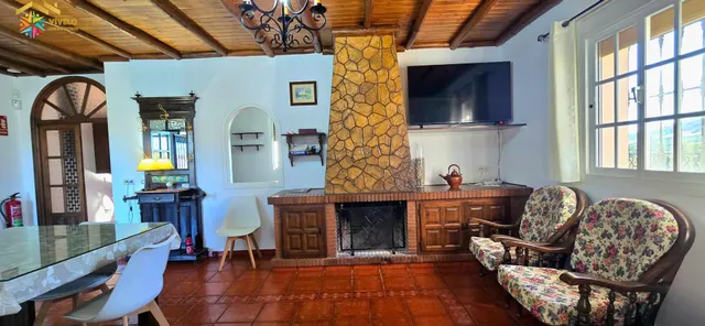 Casa de campo con piscina, privacidad y espectaculares vistas a la Sierra — 25
