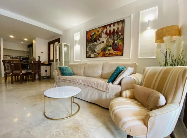 Apartamento en la Planta Baja con Encanto con Vista a la Piscina en Recoleta, Punta Prima — 3